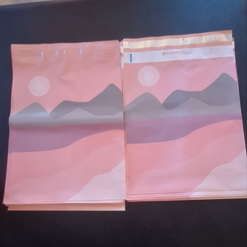 🦋LAST ONE: 20ct. 12x15 Polymailers - Bonus: Random Thank You Cards And Stickers - Picture 6 of 7
